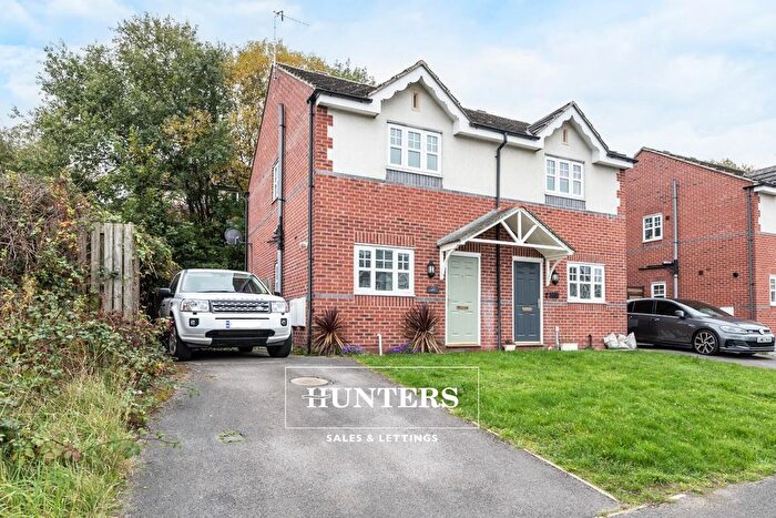 2 Bedroom Semi-detached House For Sale In Wharfedale Close, Leeds, LS12