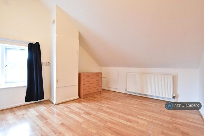 1 Bedroom Flat To Rent In Park Street, Luton, LU1