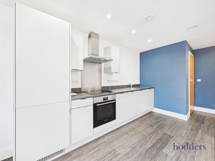 1 Bedroom Apartment To Rent In Chertsey, Surrey, KT16