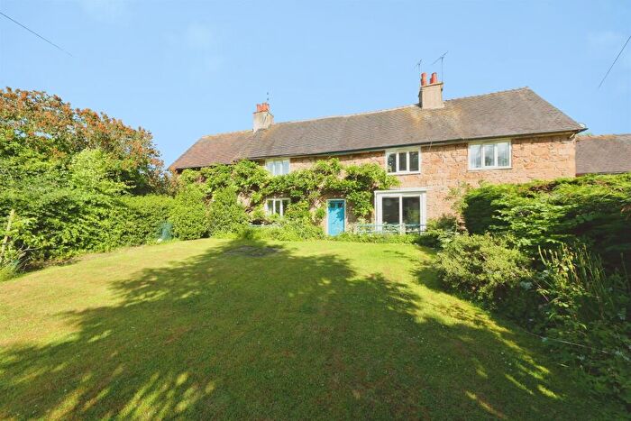 3 Bedroom Semi Detached House For Sale In Wards Lane, Stanton-By-Bridge, Derby, DE73