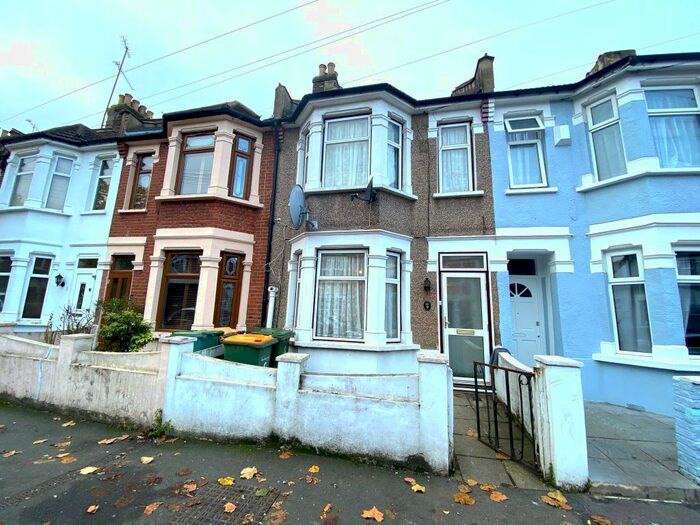 3 Bedroom Terraced House To Rent In Streatfeild Avenue, London, E6