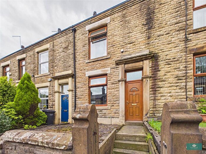 2 Bedroom Terraced House For Sale In Rochdale Road, Shaw, Oldham, OL2