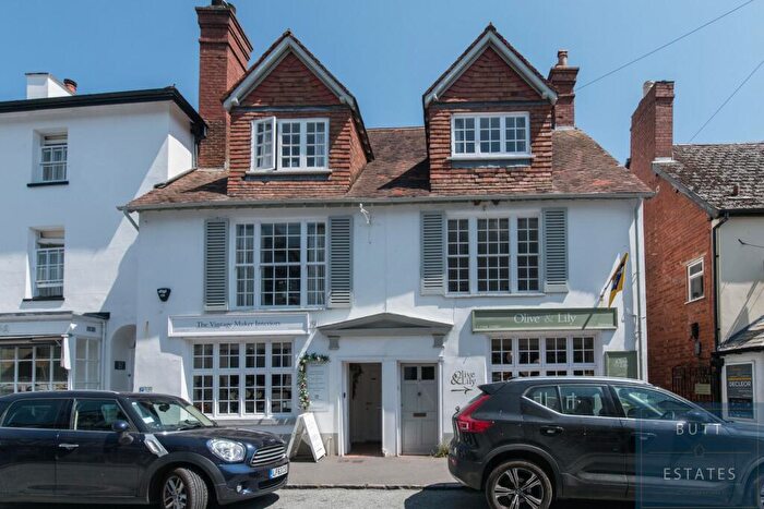 1 Bedroom Apartment For Sale In Fore Street, Topsham, Exeter, EX3