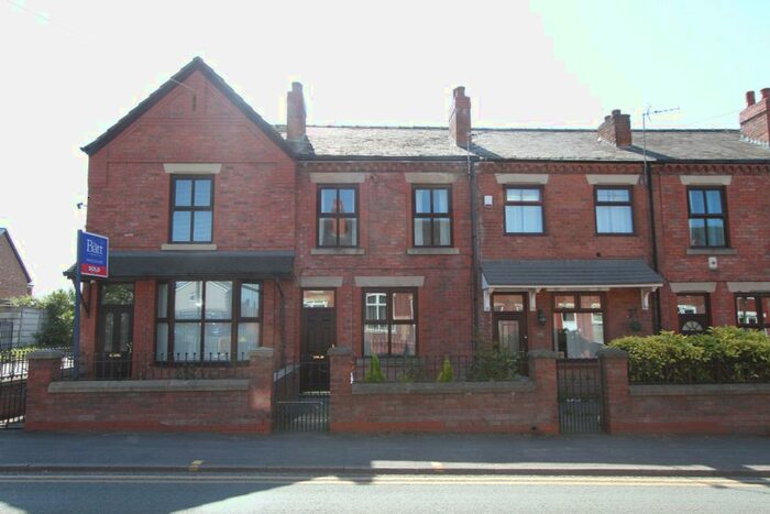 3 Bedroom Terraced House To Rent In Warrington Road, Abram, Wigan, WN2