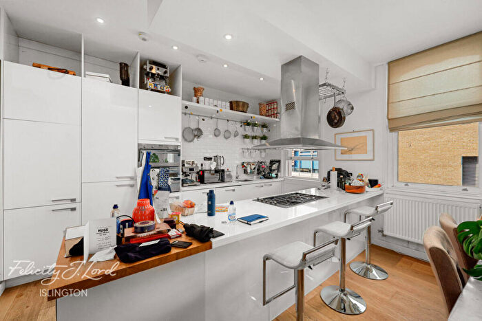 2 Bedroom Apartment For Sale In Sturt Street, London, N1