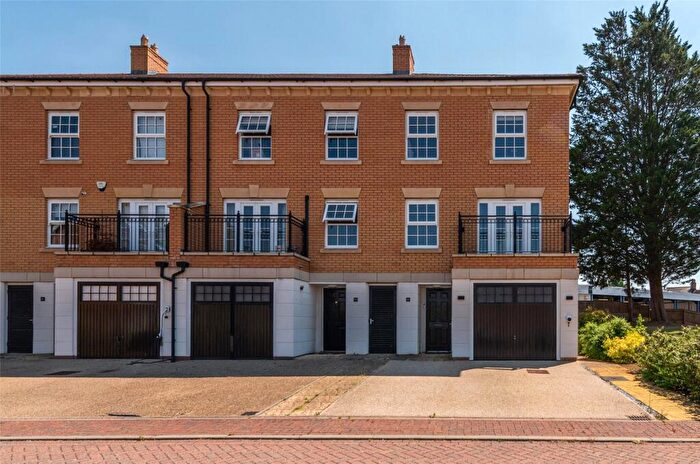 4 Bedroom End Of Terrace House For Sale In Salmons Yard, Newport Pagnell, Buckinghamshire, MK16