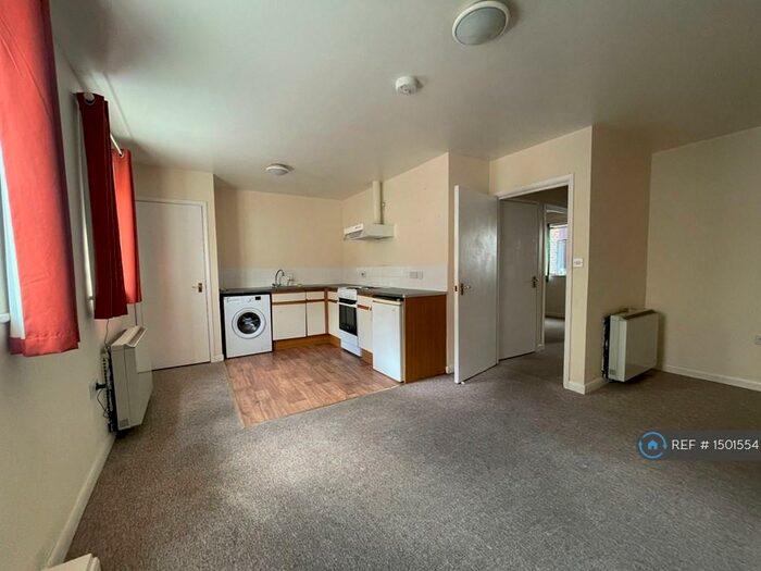 2 Bedroom Flat To Rent In Grantham, Grantham, NG31
