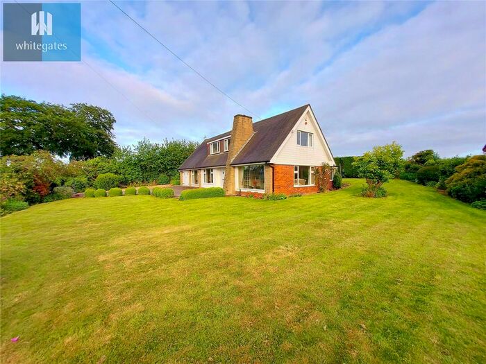 4 Bedroom Detached House For Sale In Back Lane, Badsworth, Pontefract, West Yorkshire, WF9