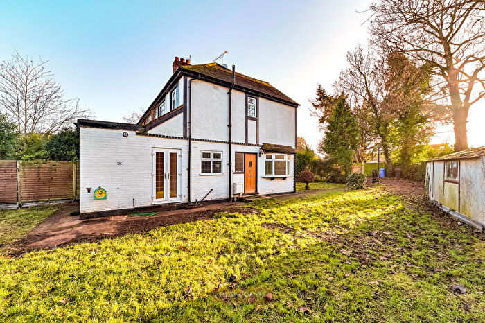 3 Bedroom House To Rent In Old Windsor, SL4