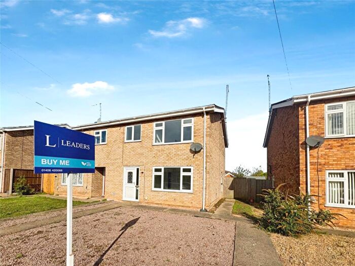 3 Bedroom Semi-Detached House For Sale In Willders Garth, Holbeach, Spalding, PE12