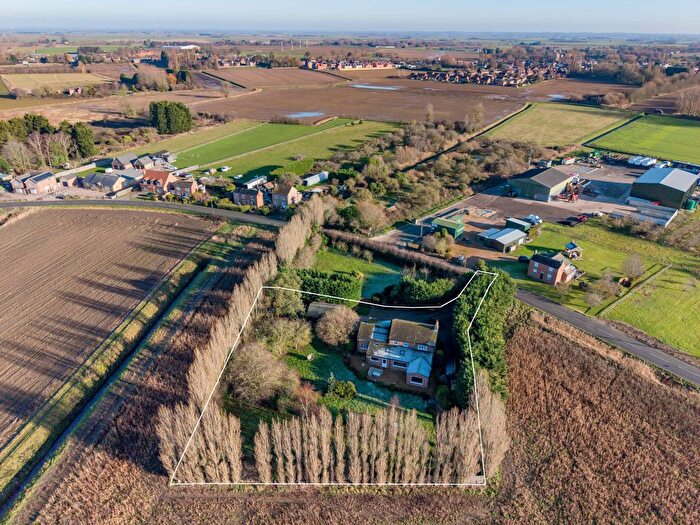 4 Bedroom Detached House For Sale In Pius Drove, Upwell, PE14