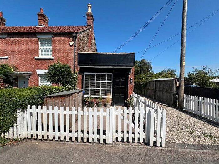 1 Bedroom Terraced Bungalow For Sale In High Street, Dilton Marsh, Westbury, BA13