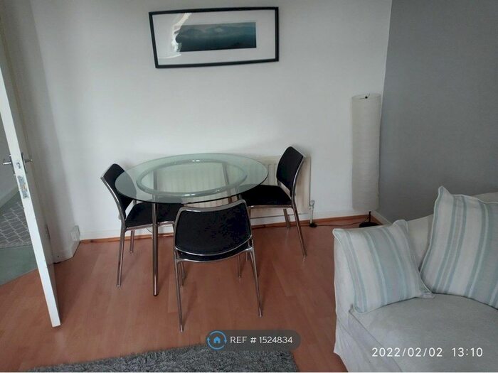 2 Bedroom Flat To Rent In Durham Road, Gateshead, NE8