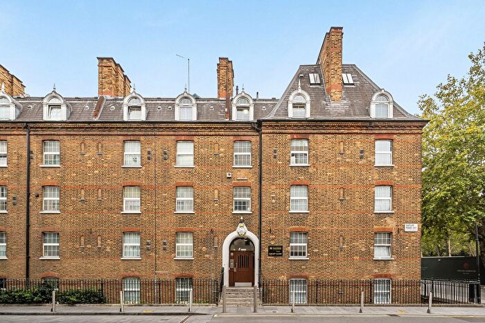Studio For Sale In Ebury Bridge Road, Pimlico, London, SW1W