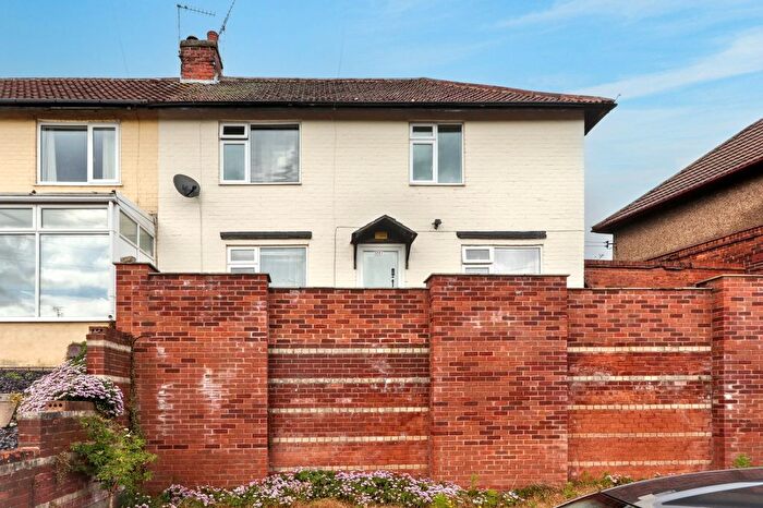 3 Bedroom Semi-Detached House For Sale In Sycamore Street, Church Warsop, Mansfield, NG20