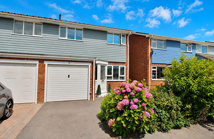 3 Bedroom Semi-Detached House For Sale In Andrew Place, Hill Head, PO14