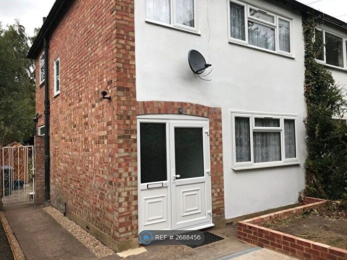 4 Bedroom End Terrace House To Rent In South Road, Egham, TW20
