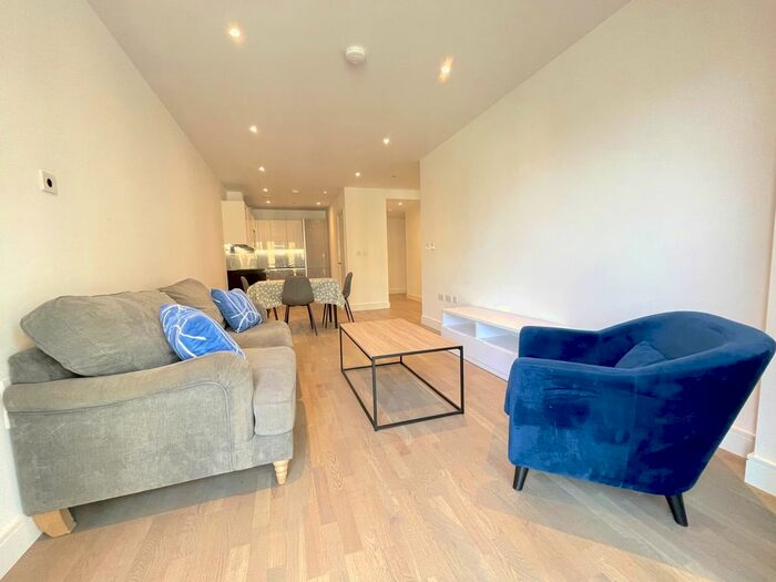 1 Bedroom Flat To Rent In Discovery House, Juniper Drive, London, SW18