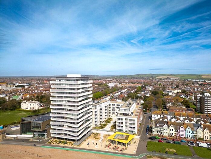 2 Bedroom Flat For Sale In Brighton Road, Worthing, West Sussex, BN11