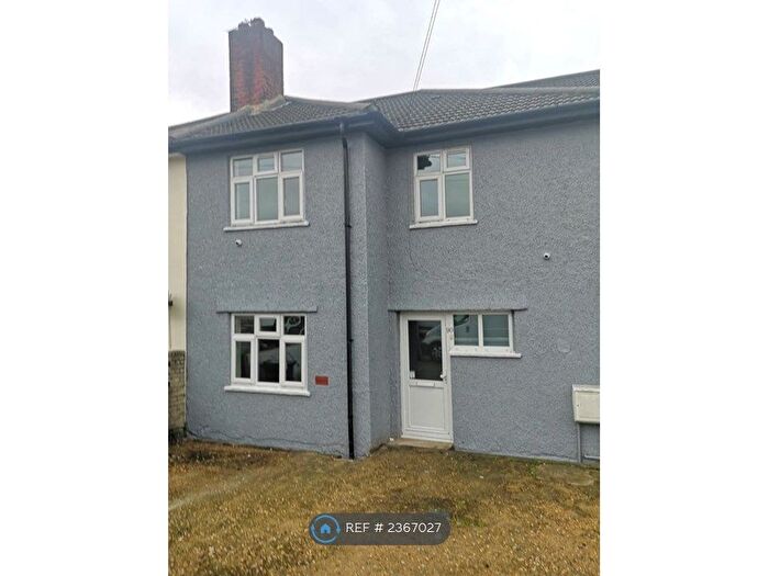 5 Bedroom Terraced House To Rent In Hall Road, Chadwell Heath, Romford, RM6