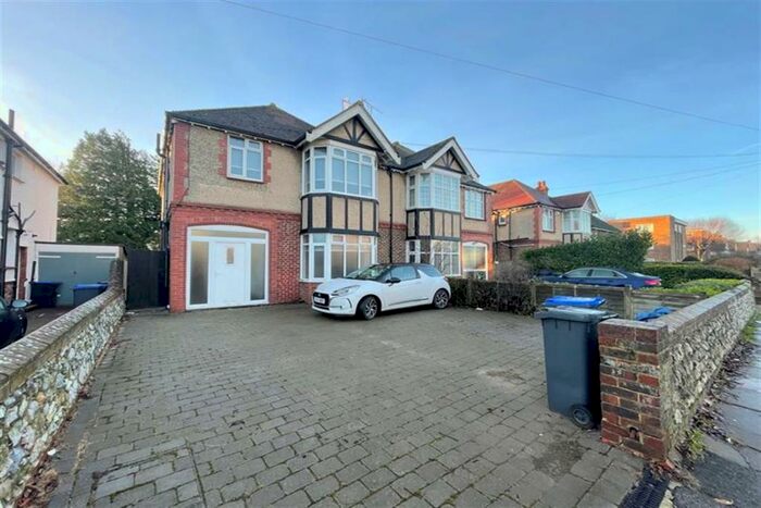 Studio To Rent In Mill Road, Worthing, BN11