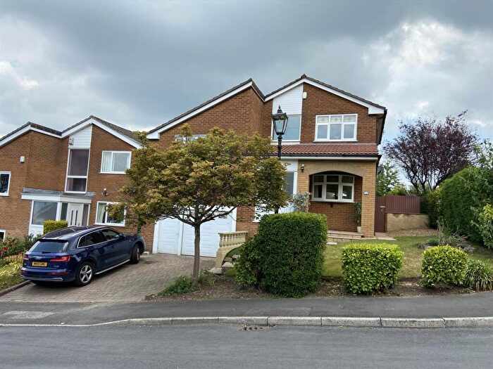 4 Bedroom Detached House For Sale In Wheatfield, Stalybridge, SK15