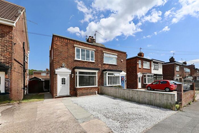 2 Bedroom Semi-Detached House For Sale In Kirkstone Road, Hull, HU5