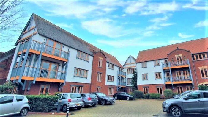 2 Bedroom Apartment To Rent In Foregate Street, Chester, CH1