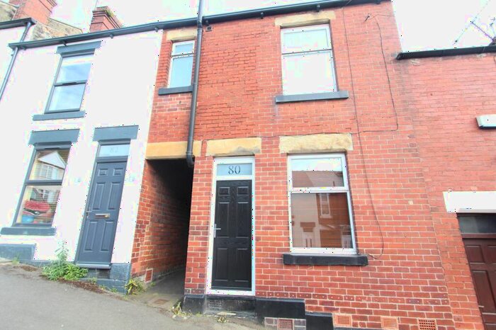 2 Bedroom Terraced House To Rent In Nettleham Road, Sheffield, S8