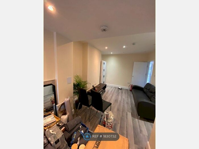 6 Bedroom Terraced House To Rent In Foxhall Road, Ipswich, IP3