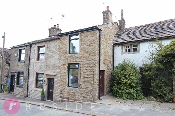 2 Bedroom Cottage For Sale In Taylor Street, Whitworth, Rochdale, OL12
