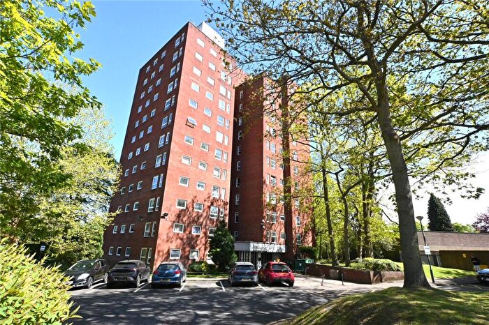 1 Bedroom Apartment For Sale In Wake Green Park, Moseley, Birmingham, B13