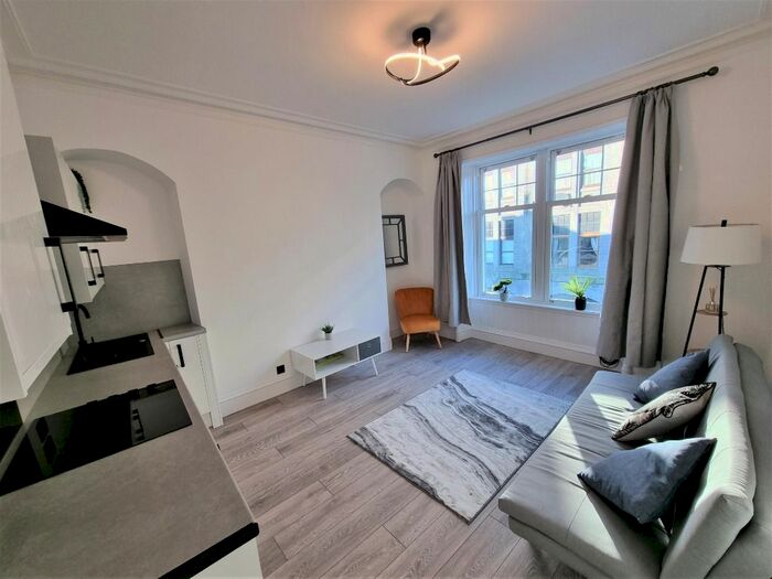 2 Bedroom Flat To Rent In Dee Place, City Centre, Aberdeen, AB11