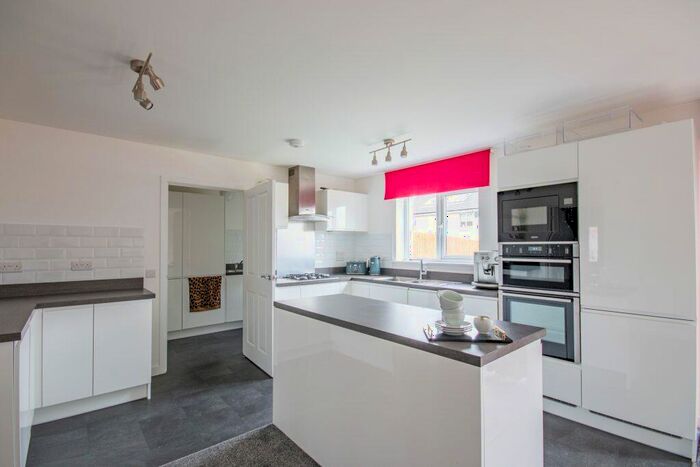 4 Bedroom Detached House To Rent In L – Harper Place, Edinburgh, EH17