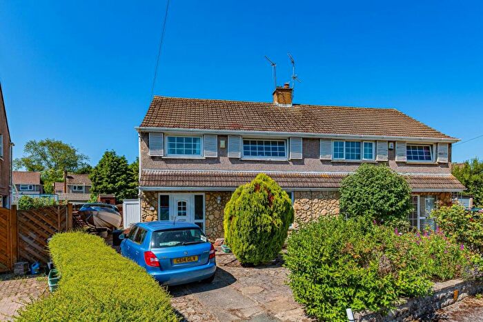 3 Bedroom Semi Detached House For Sale In Sullivan Close, Penarth, CF64
