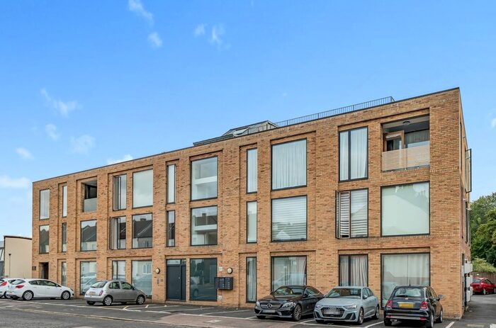 2 Bedroom Flat To Rent In Liddon Road, Bickley, Bromley, BR1