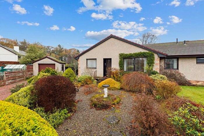 3 Bedroom Semi-Detached Bungalow For Sale In Woodside, Blairgowrie, PH13