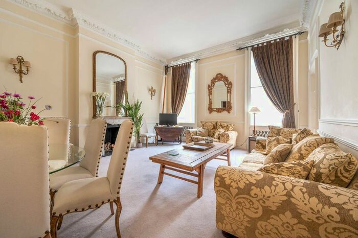 2 Bedroom Flat To Rent In Bryanston Square, Marylebone, London, W1H