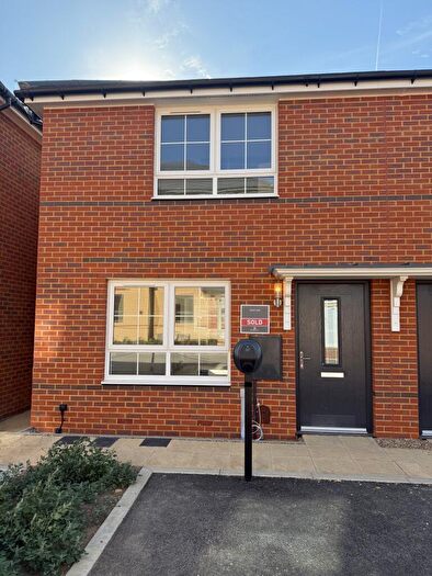 2 Bedroom House To Rent In Kingsbarn Drive, Aylesford, Kent, ME20