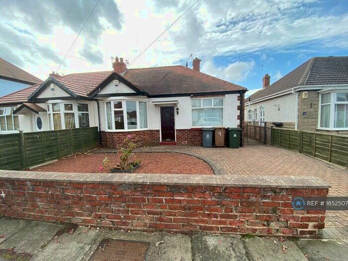 3 Bedroom Bungalow To Rent In Monks Road, Whitley Bay, NE25