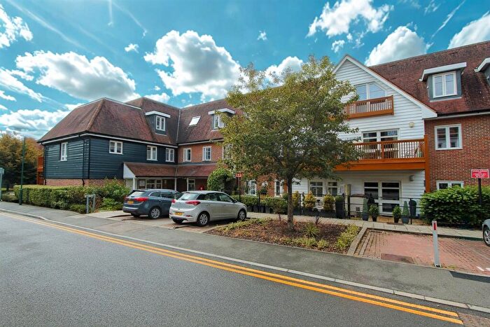 2 Bedroom Retirement Property For Sale In Pond Hill Gardens, Cheam, SM3