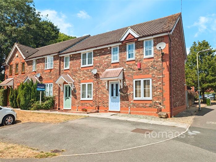 2 Bedroom End Terrace House For Sale In Moorhen Drive, Lower Earley, Reading, RG6