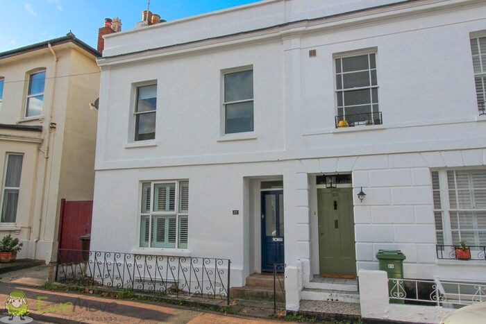 2 Bedroom Town House To Rent In Great Western Terrace, Cheltenham, GL50