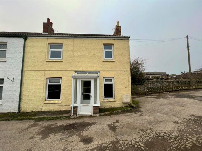 2 Bedroom End Of Terrace House To Rent In Main Street, Cayton, Scarborough, YO11