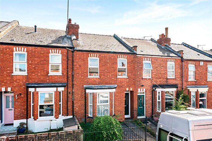 3 Bedroom Town House For Sale In Fairhaven Road, Leckhampton, Cheltenham, GL53