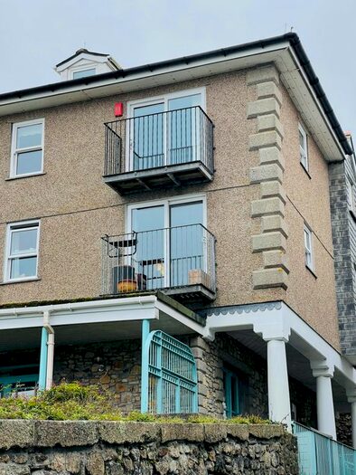 2 Bedroom Flat To Rent In Abbey Street, Penzance, TR18