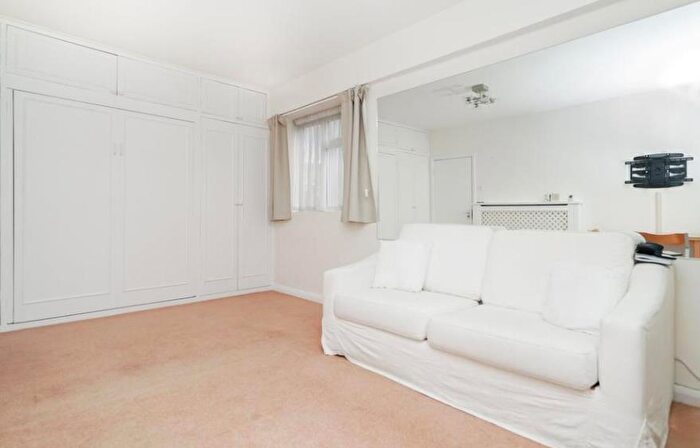 Studio To Rent In Abbey Road, St John's Wood, London, NW8