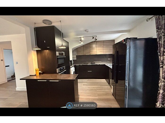 4 Bedroom End Terrace House To Rent In Syon Lane, Isleworth, TW7