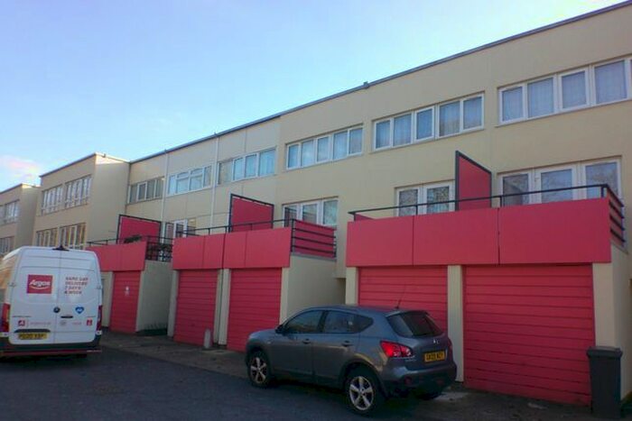 Studio To Rent In Cheshire Close, Mitcham, CR4