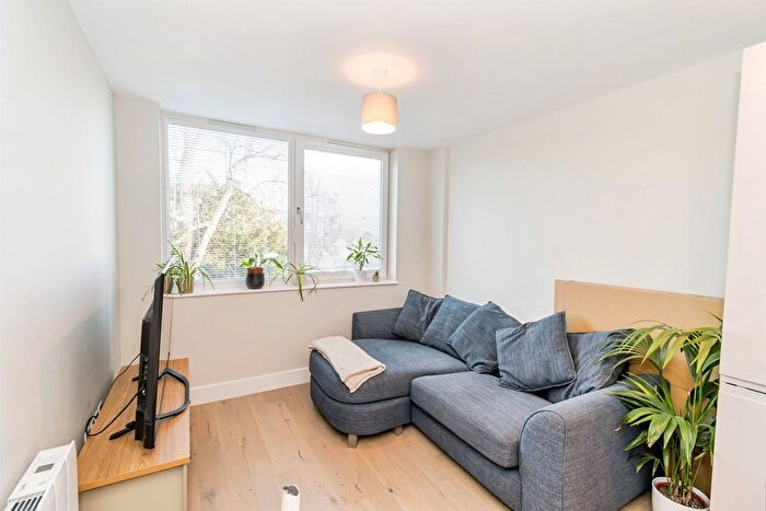 1 Bedroom Flat For Sale In Romsey Road, Southampton, SO16